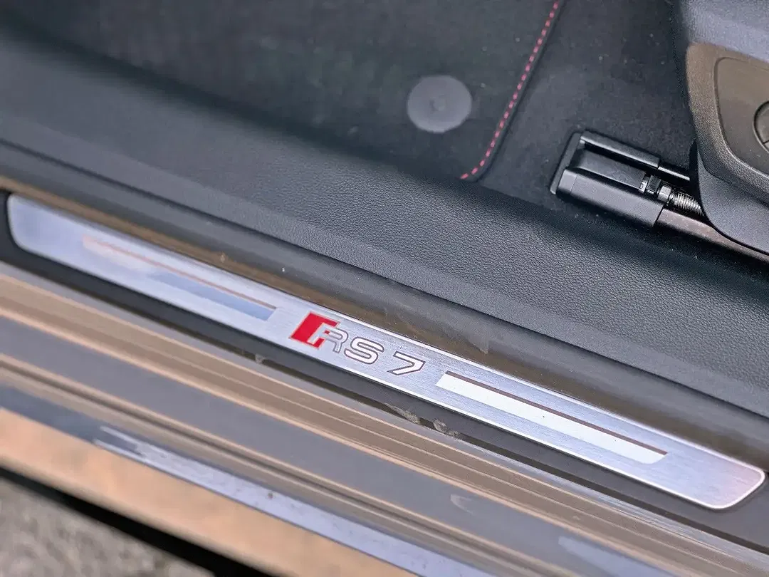 Audi RS7 performance Sportback - Thumbnail 10