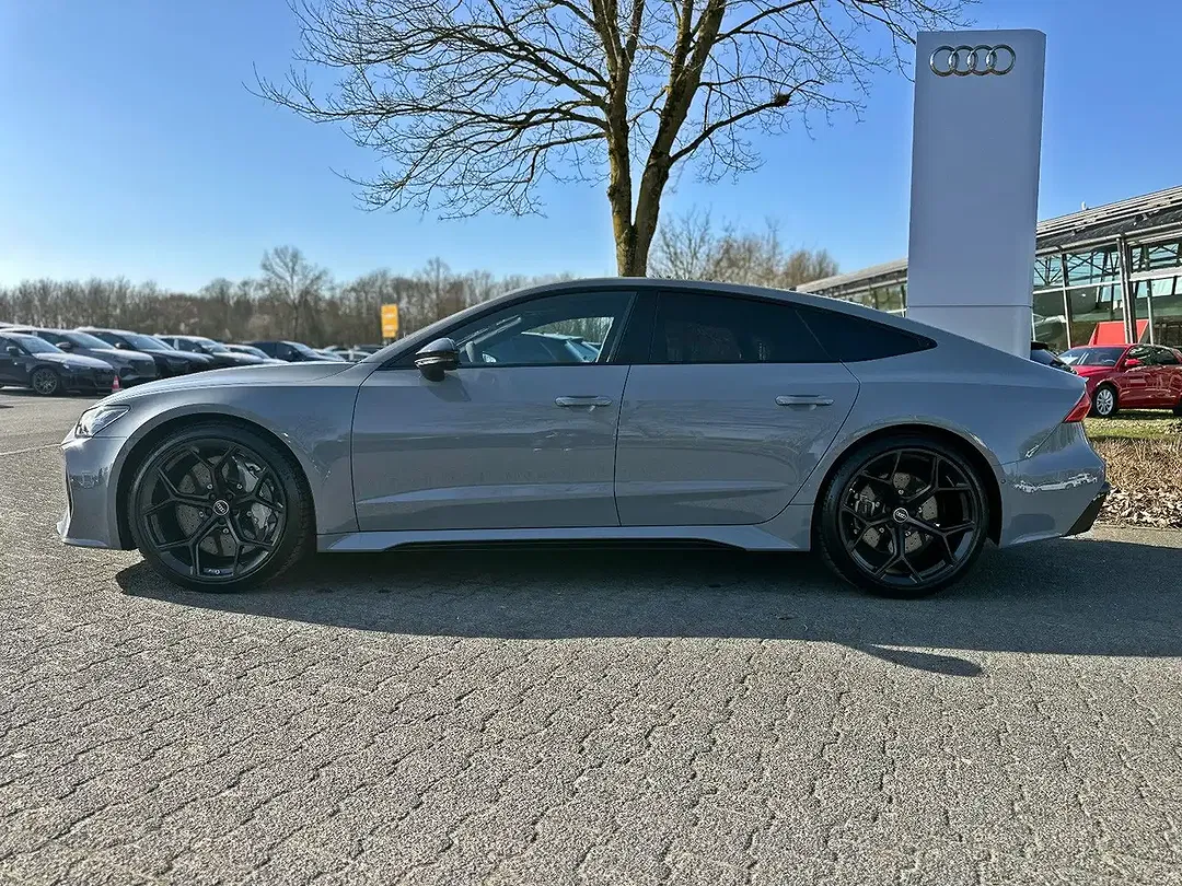 Audi RS7 performance Sportback - Thumbnail 5