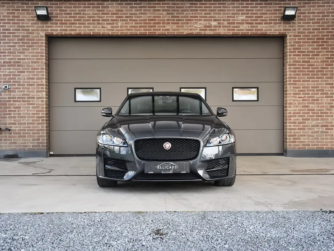 Jaguar XF 2.0 R-Sport - foto 2