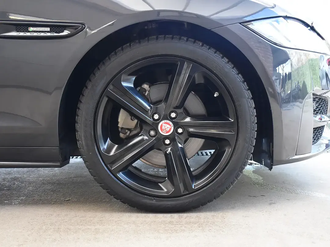 Jaguar XF 2.0 R-Sport - Thumbnail 30