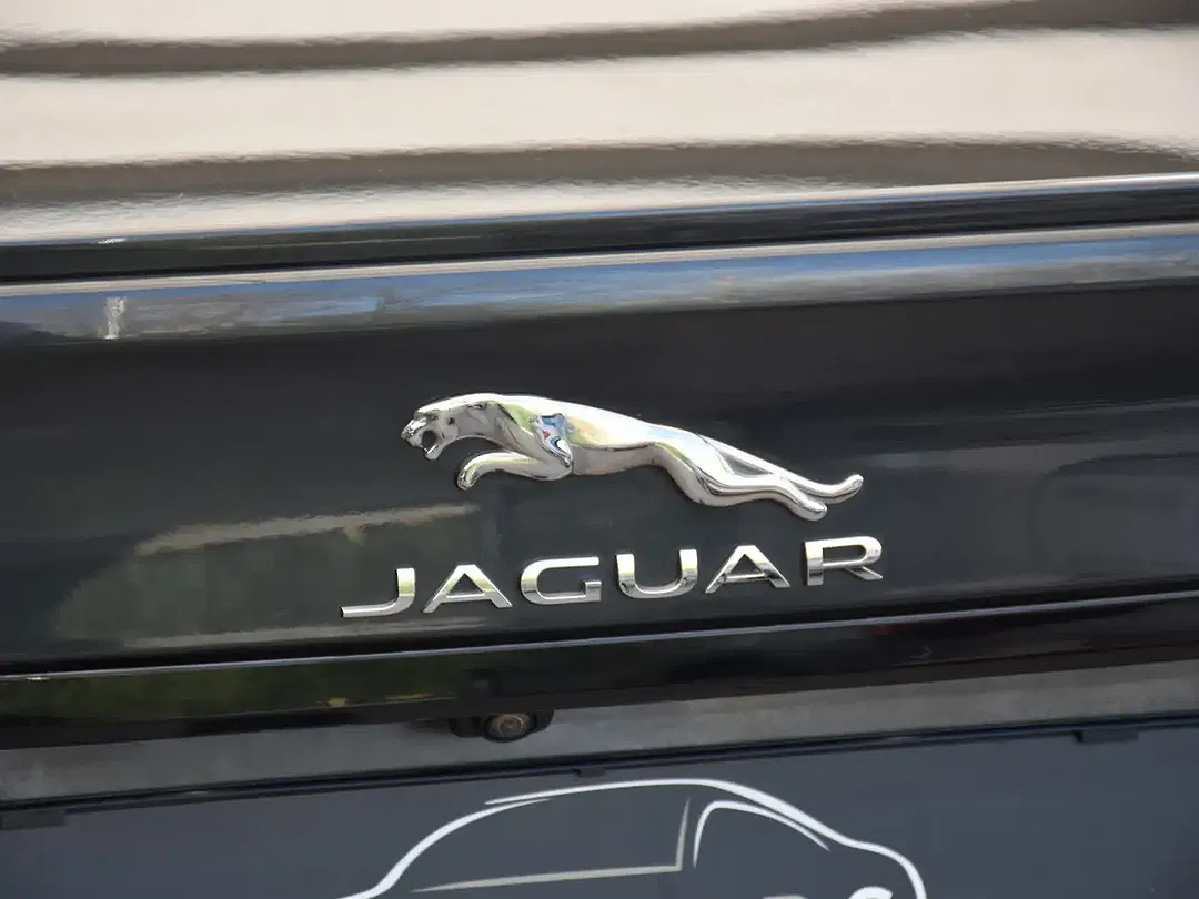 Jaguar XF 2.0 R-Sport - Thumbnail 31