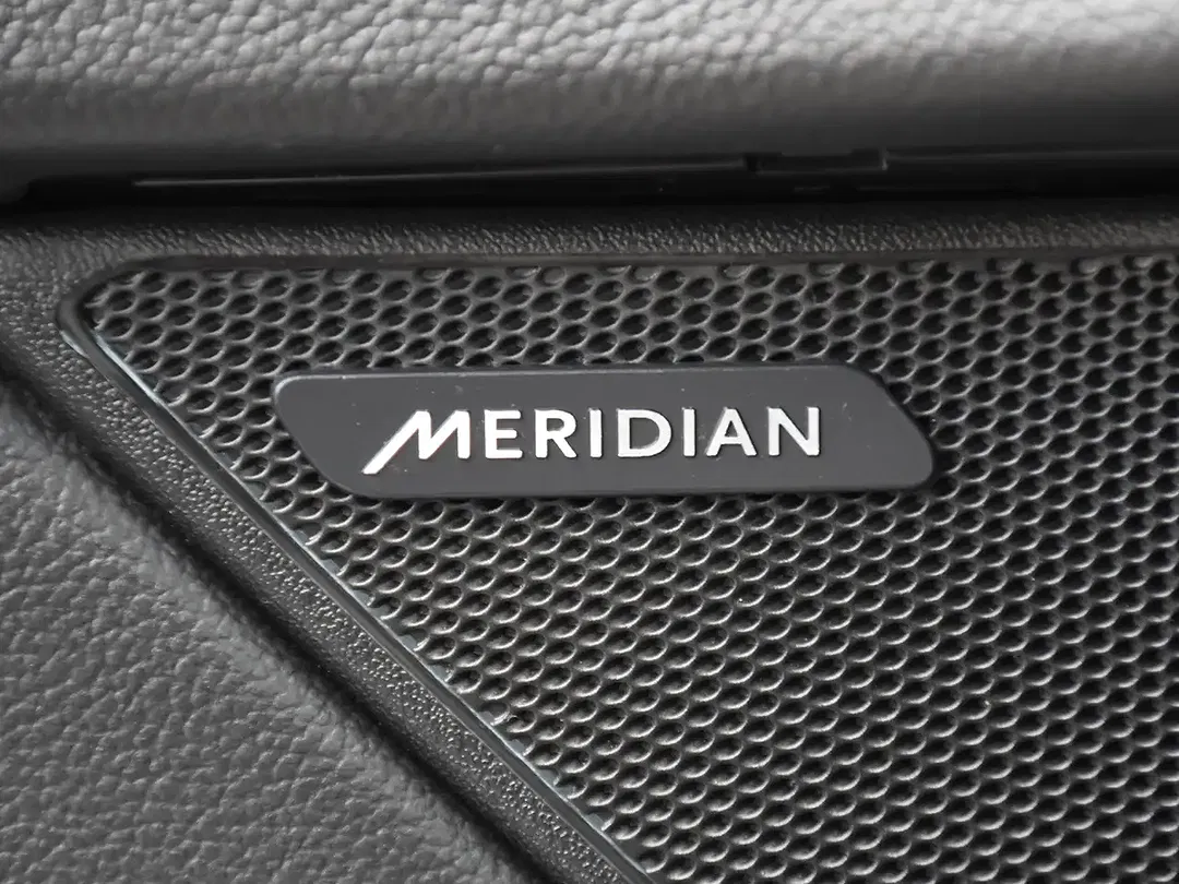 Jaguar XF 2.0 R-Sport - Thumbnail 38