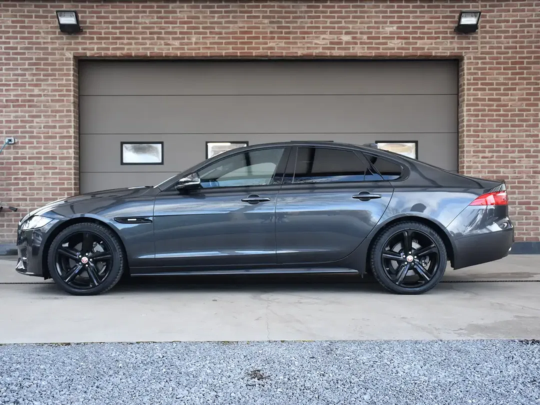 Jaguar XF 2.0 R-Sport - Thumbnail 4