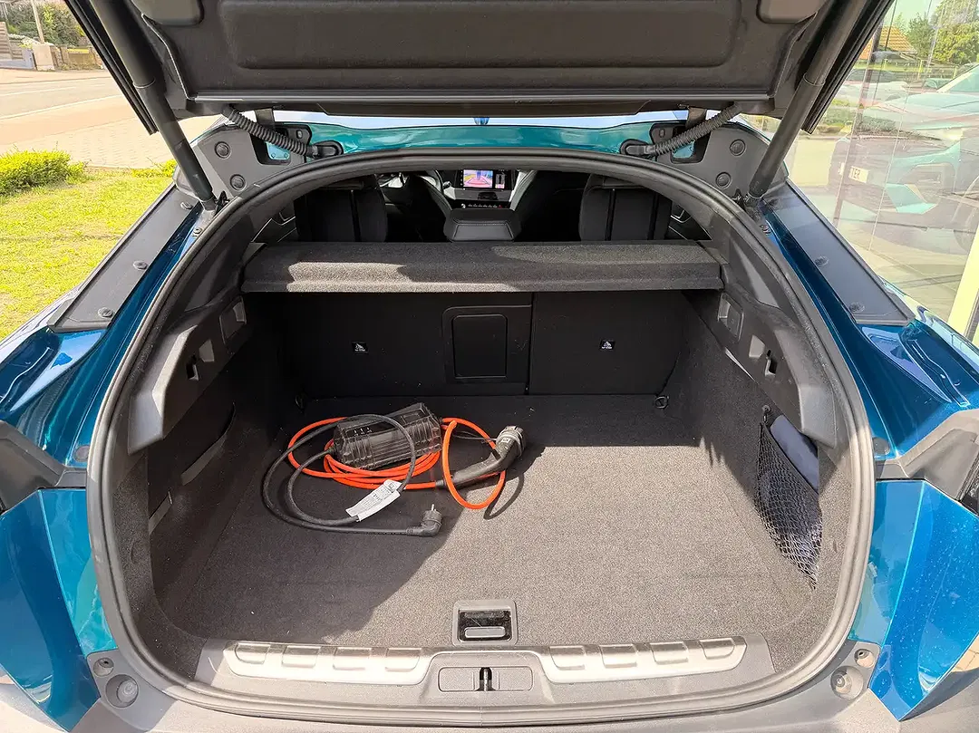 Peugeot 408 PHEV GT - Thumbnail 10