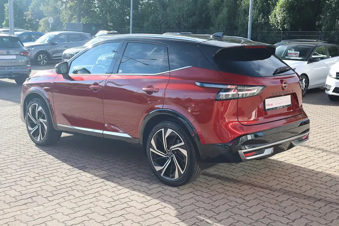 Nissan Qashqai 1.3 DIG-T AUT Tekna+ - Thumbnail 4