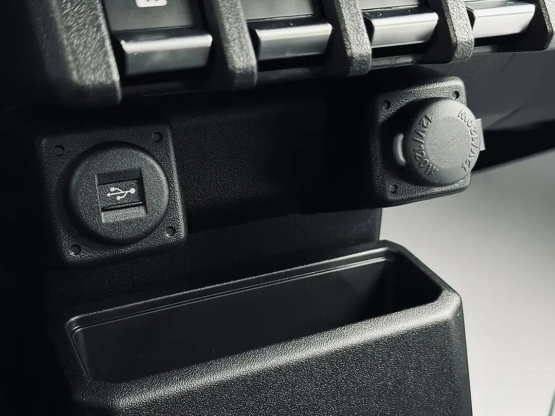 Suzuki Jimny 1.5 AllGrip - Thumbnail 19