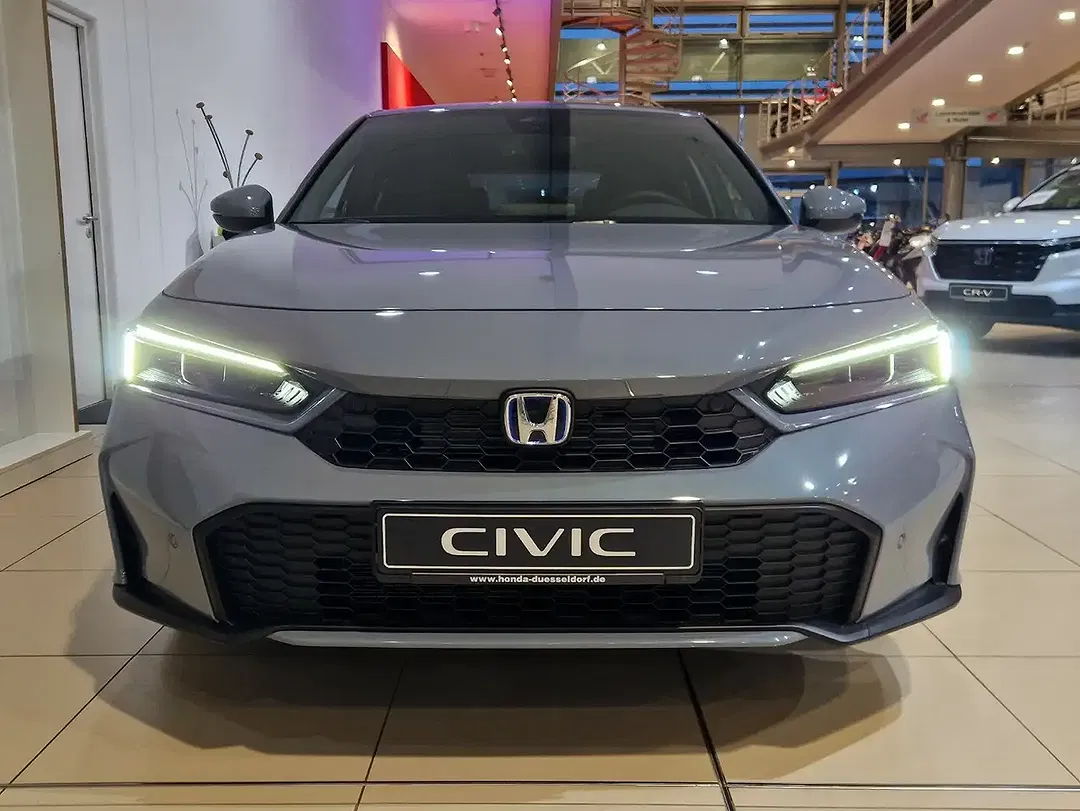 Honda Civic Hybrid e:HEV - foto 2