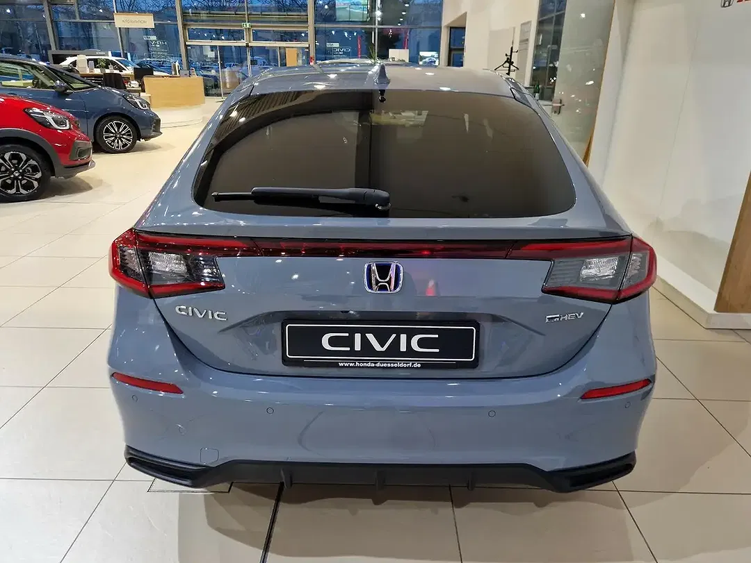 Honda Civic Hybrid e:HEV - Thumbnail 6