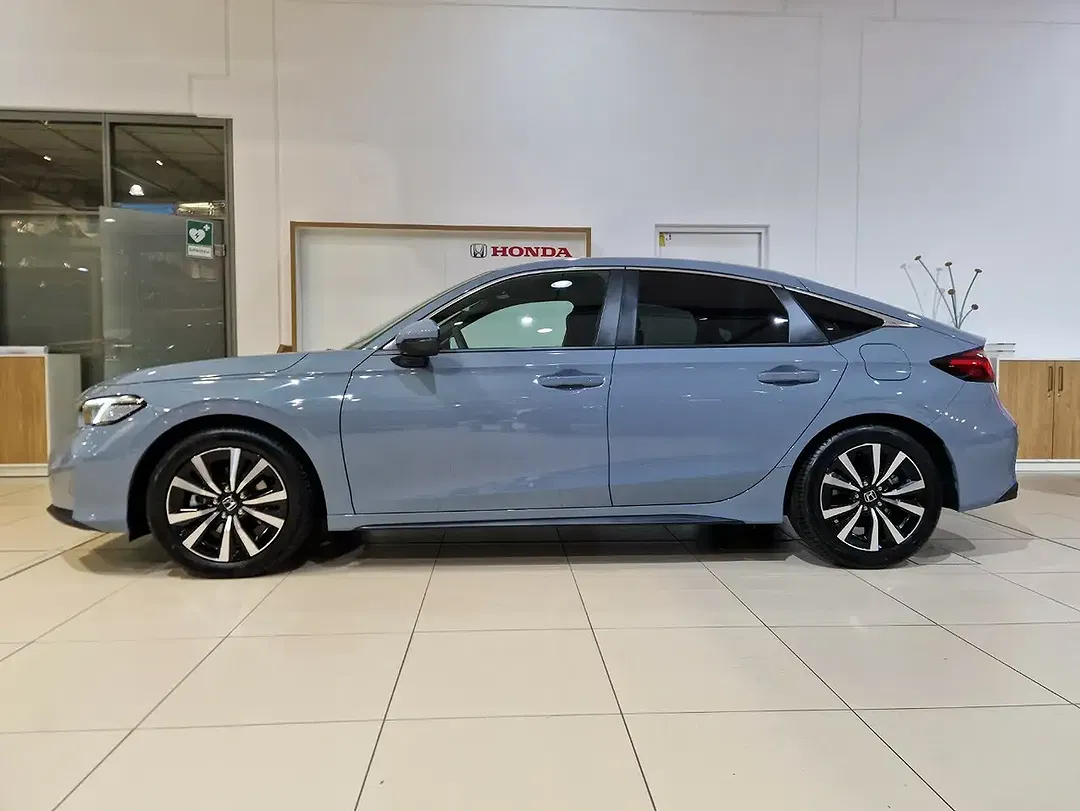 Honda Civic Hybrid e:HEV - Thumbnail 8