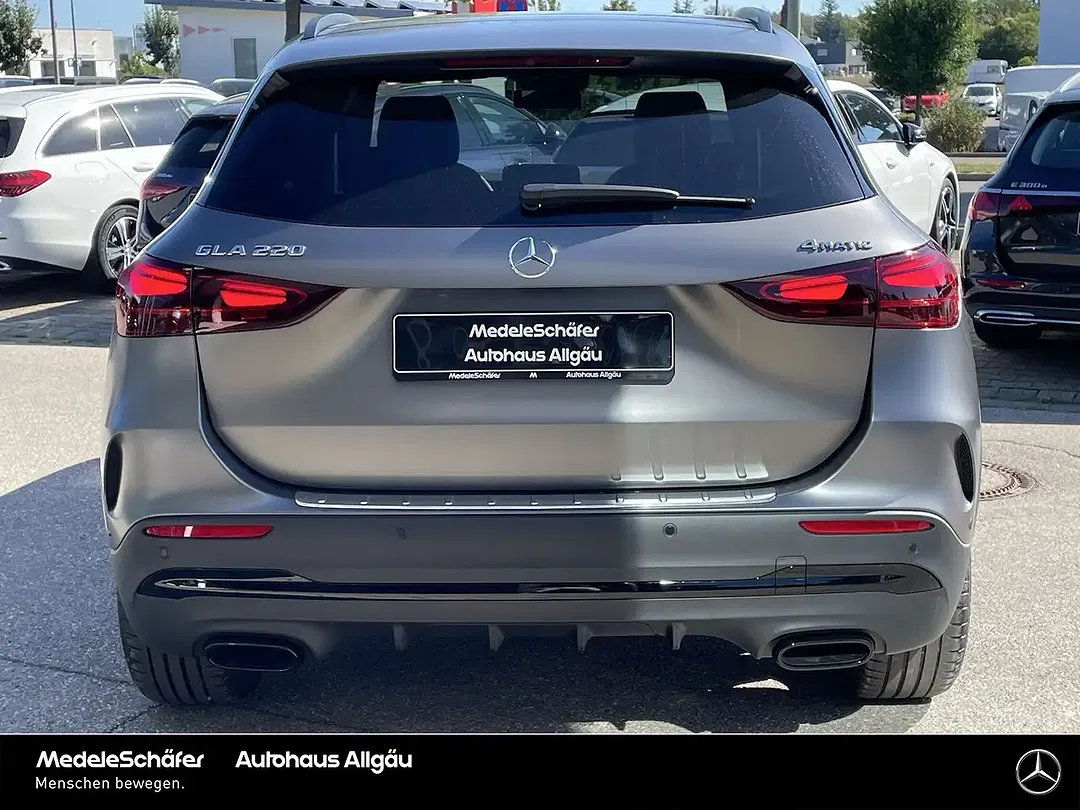 Mercedes-Benz GLA 220 4MATIC AMG Night - Thumbnail 9