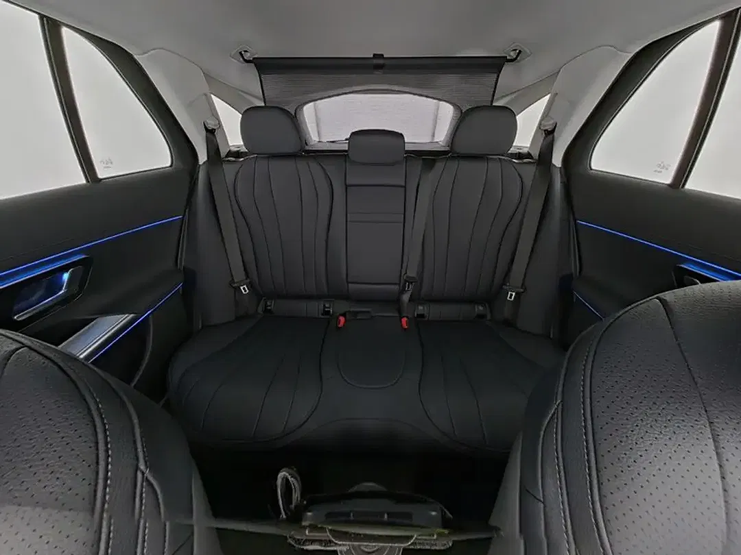 Mercedes-Benz E 300 4MATIC All-Terrain Night - Thumbnail 7