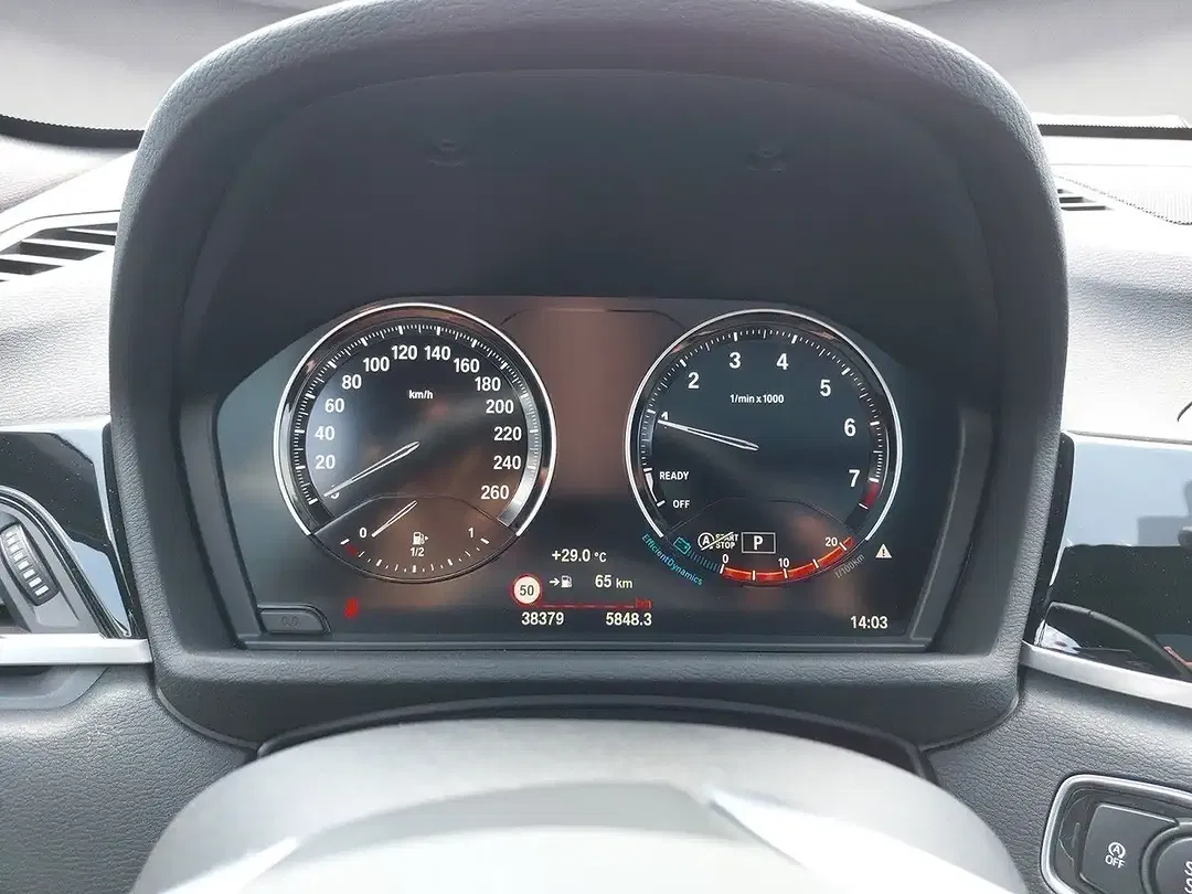 BMW X1 sDrive Advantage - Thumbnail 10