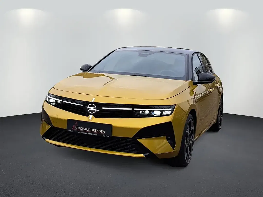 Opel Astra MHEV 1.2 Ultimate Matrix LED - Thumbnail 2