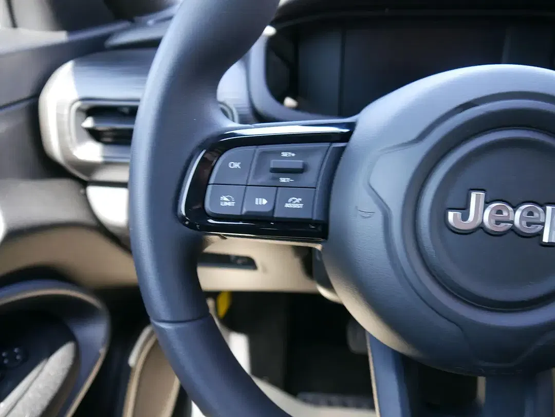 Jeep Avenger 1.2 MHEV - Thumbnail 3