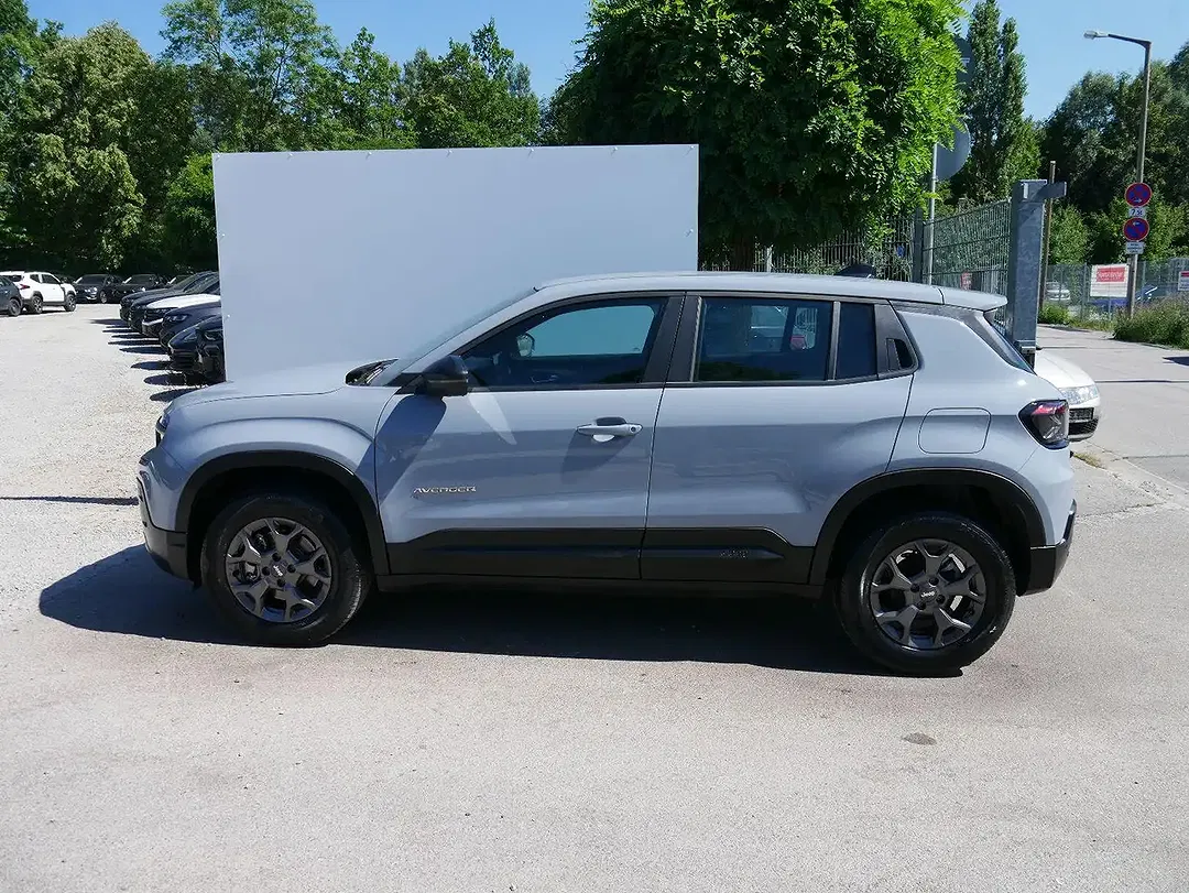 Jeep Avenger 1.2 MHEV - Thumbnail 6