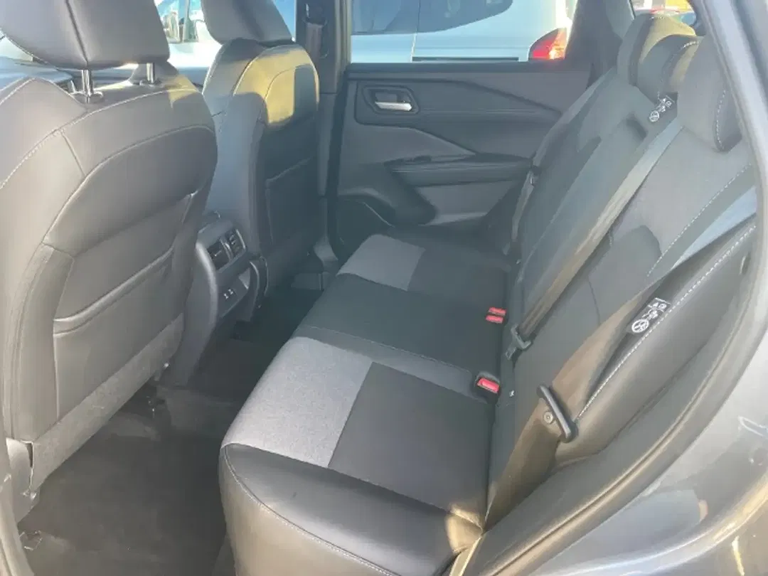 Nissan Qashqai N-Connecta - Thumbnail 8