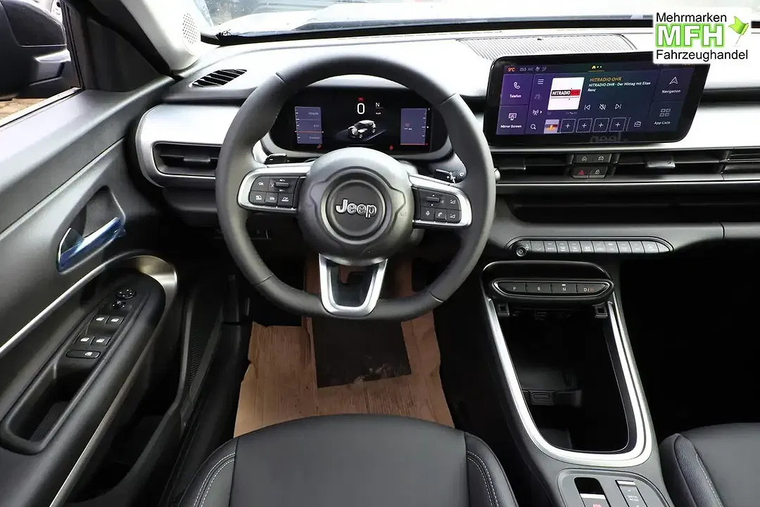 Jeep Avenger Hybrid Summit - Thumbnail 6