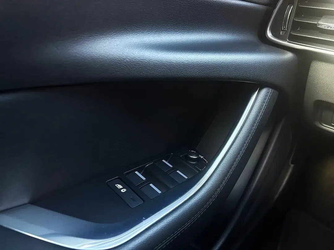 Jaguar XE D180 AUT 4x4 R-Dynamic S - Thumbnail 13