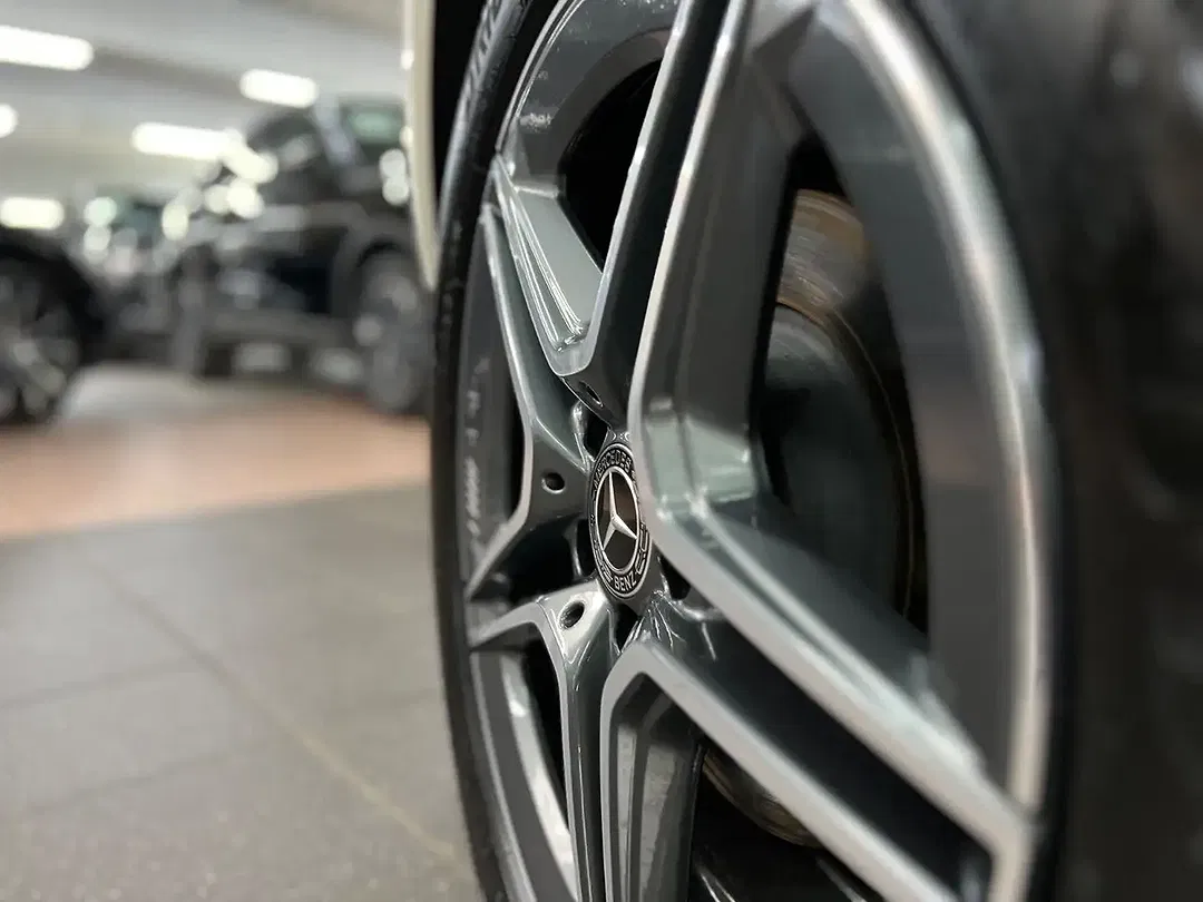 Mercedes-Benz GLA 220 4MATIC AMG Line - Thumbnail 12
