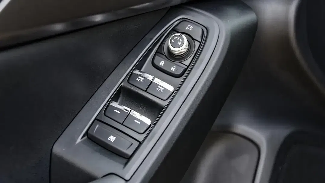 Subaru Impreza 2.0 AWD Platinum Plus - Thumbnail 13