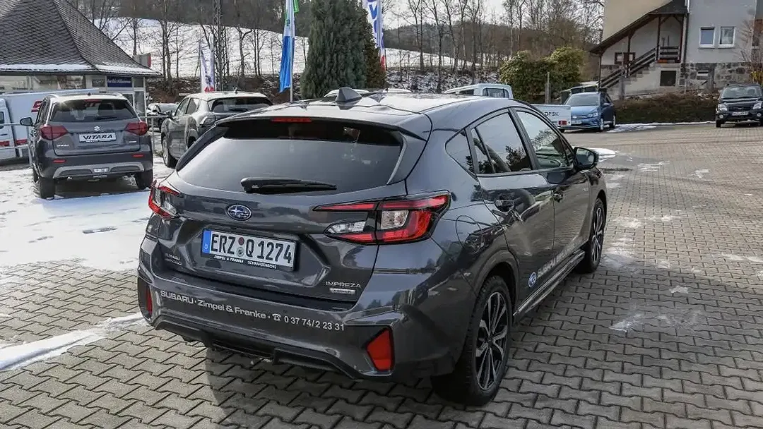 Subaru Impreza 2.0 AWD Platinum Plus - Thumbnail 5