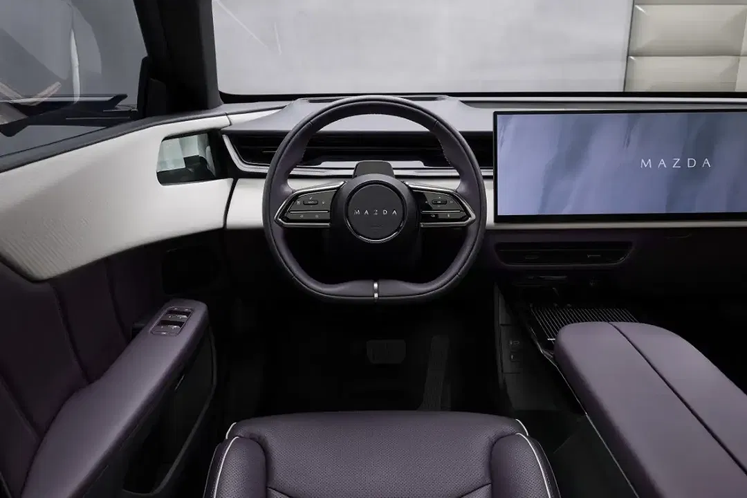 Mazda CX-6e EV Takumi Plus - Thumbnail 7