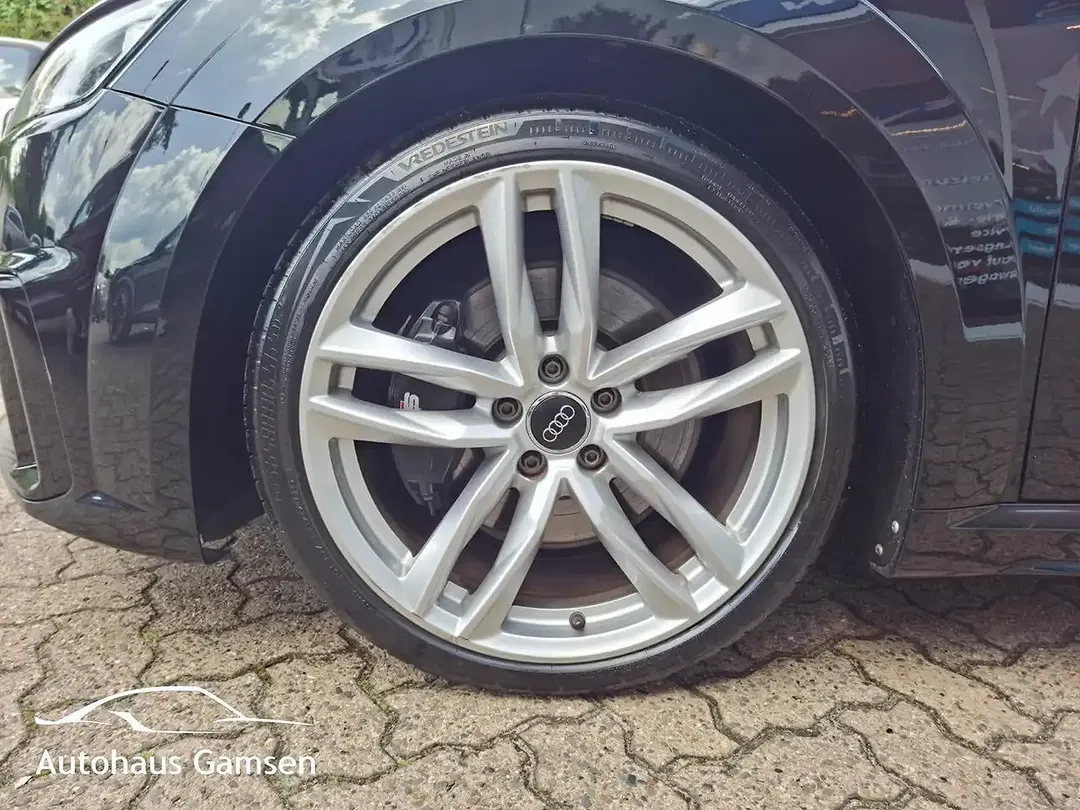 Audi TTS S tronic quattro Coupe - Thumbnail 4