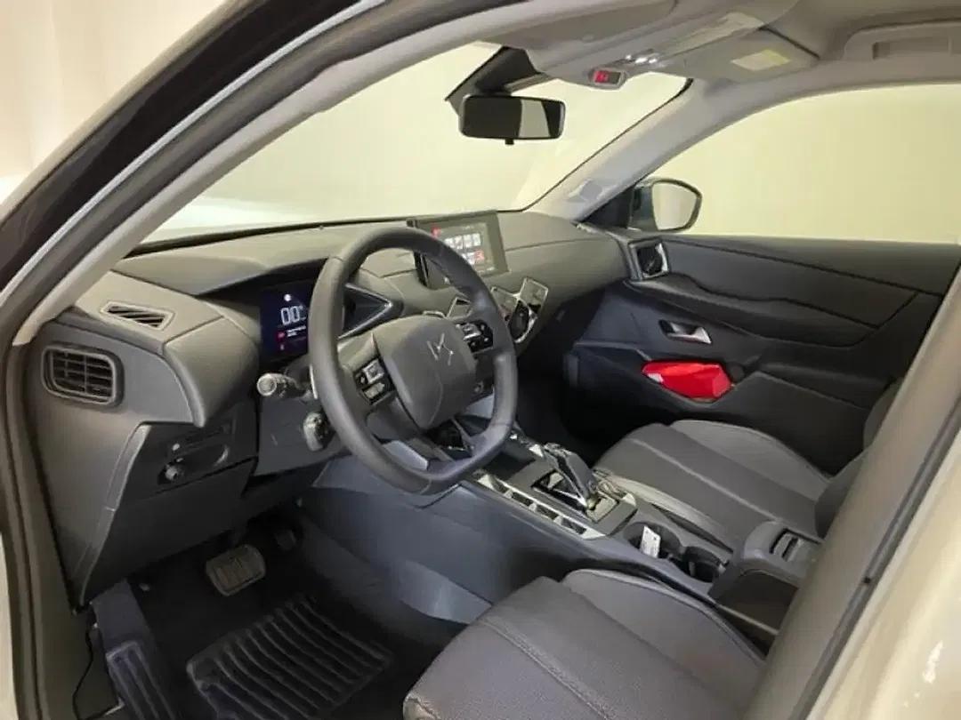 DS Automobiles DS 3 Crossback - Thumbnail 9
