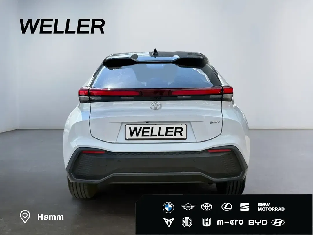 Toyota C-HR Hybrid Teamplayer - Thumbnail 5