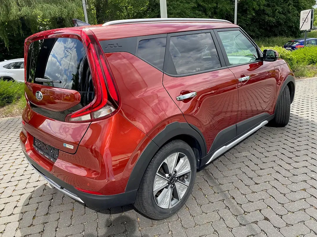 Kia Soul 64 kWh - Thumbnail 4
