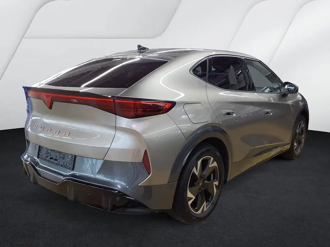 CUPRA Tavascan - Thumbnail 3