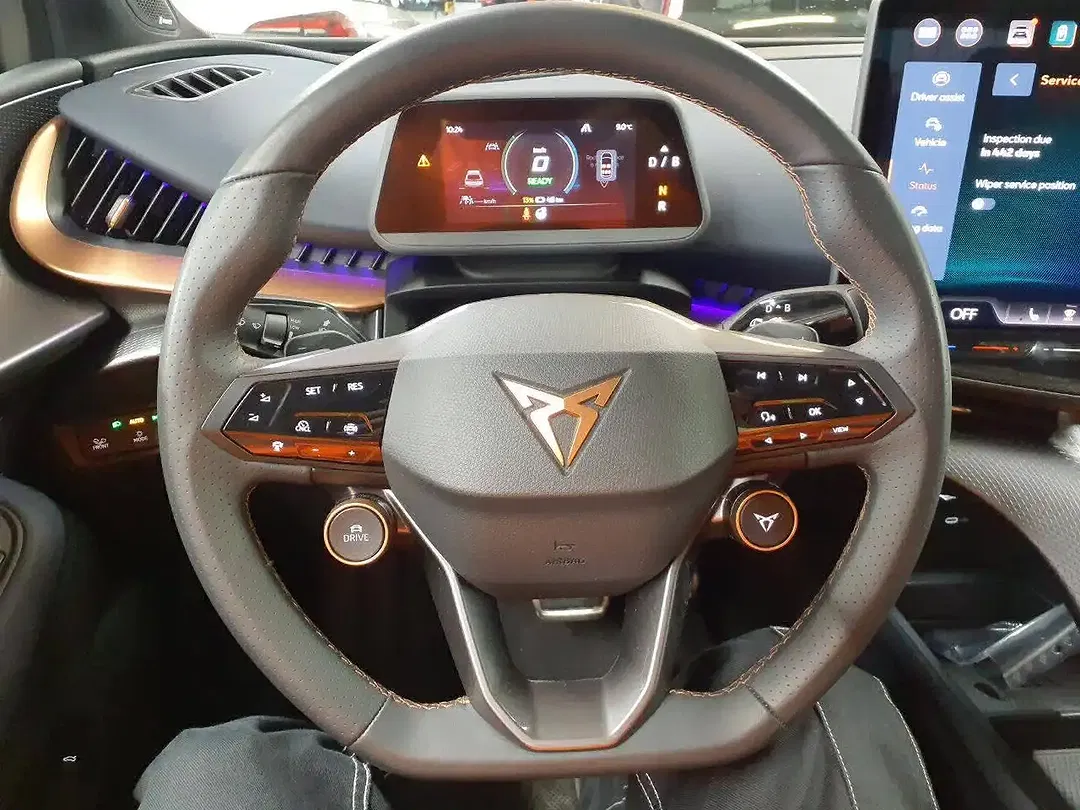CUPRA Tavascan - Thumbnail 4