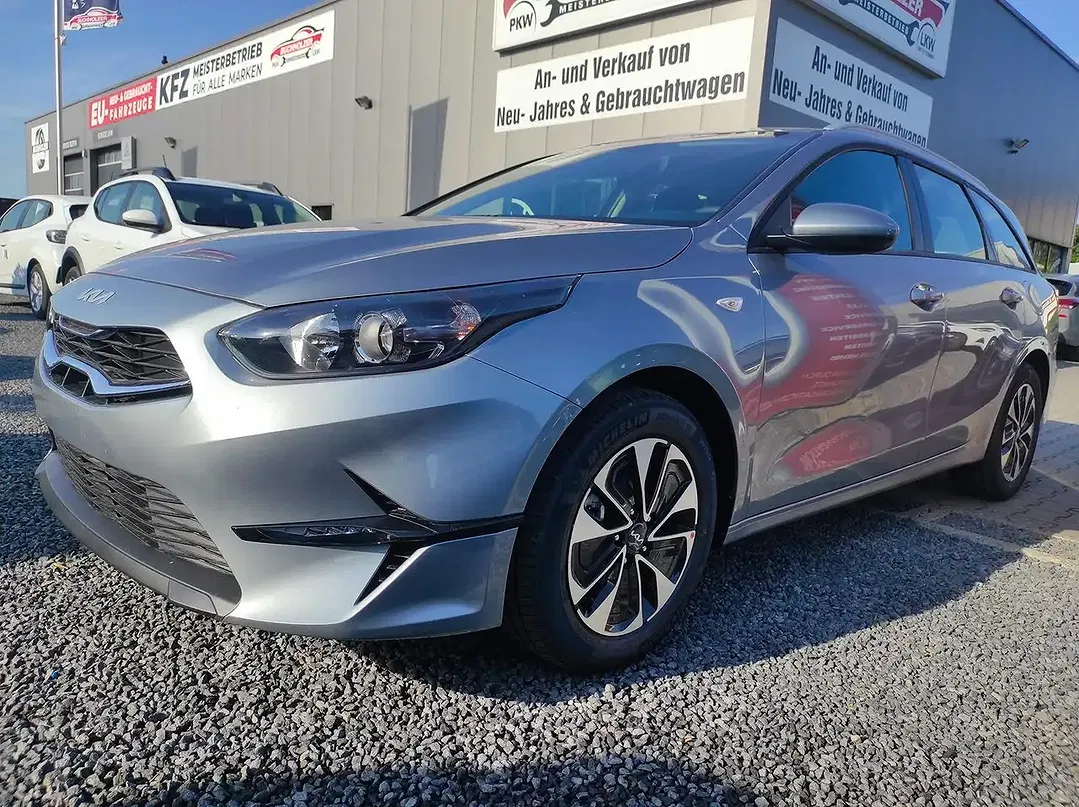 Kia Ceed SW / cee'd SW Spin - foto 1