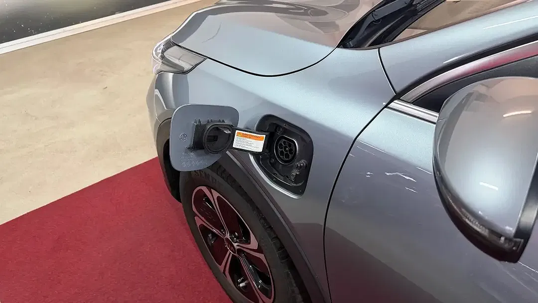 Kia XCeed PHEV Hybrid Vision - Thumbnail 13