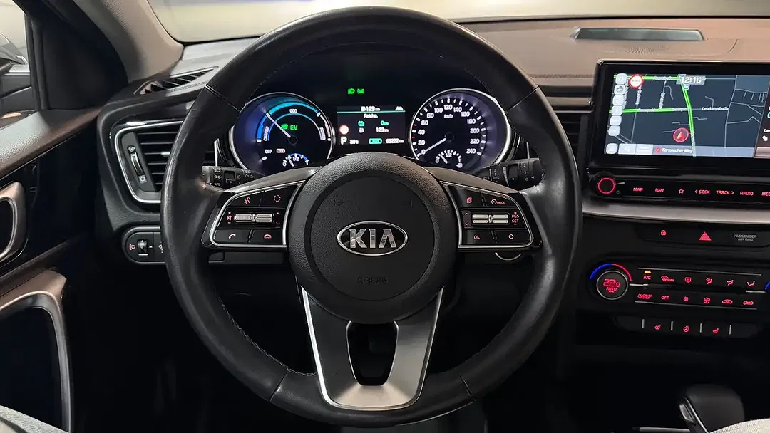 Kia XCeed PHEV Hybrid Vision - Thumbnail 18