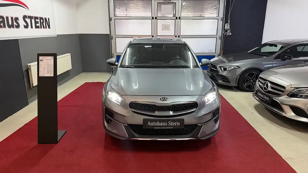 Kia XCeed PHEV Hybrid Vision - foto 2
