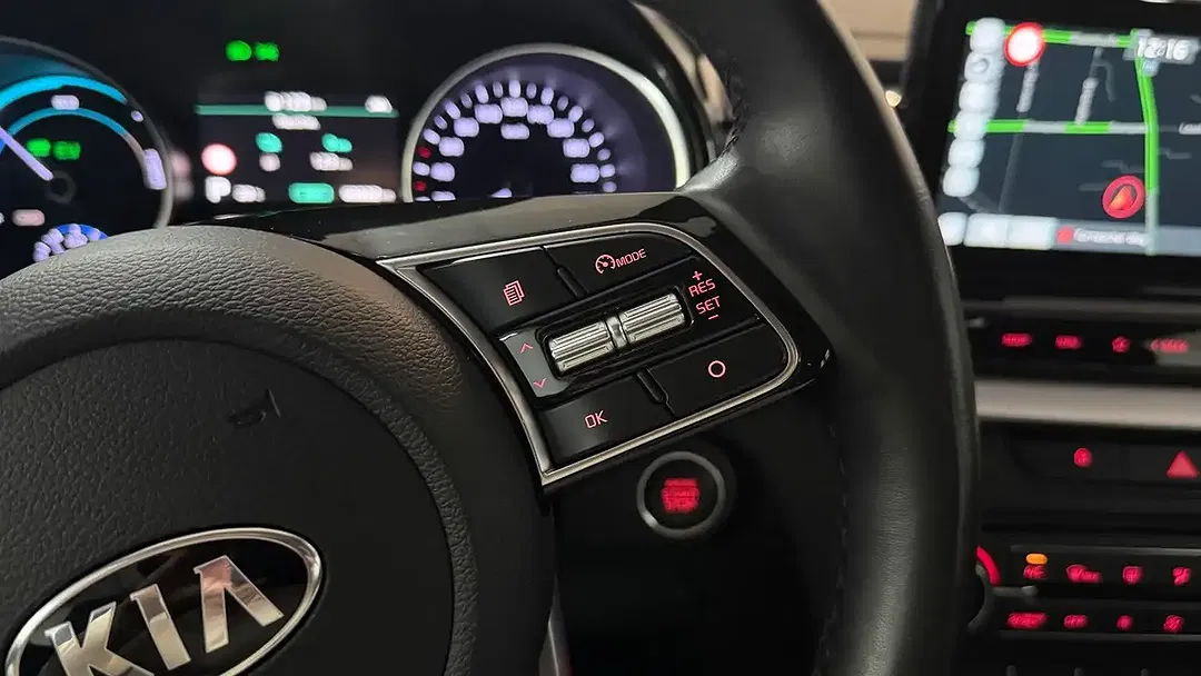 Kia XCeed PHEV Hybrid Vision - Thumbnail 20