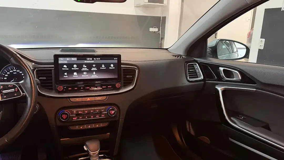 Kia XCeed PHEV Hybrid Vision - Thumbnail 33