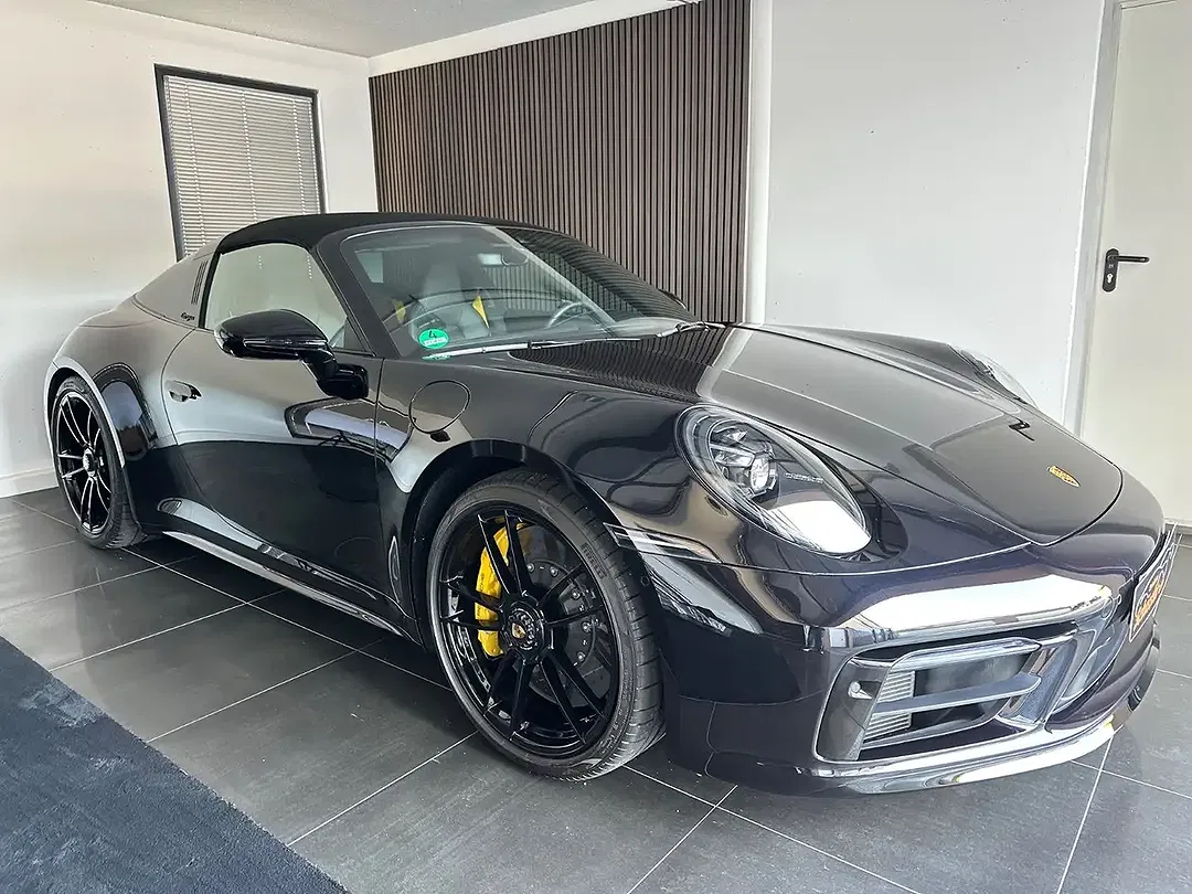 Porsche 992 Exclusive Series Targa GTS - foto 2