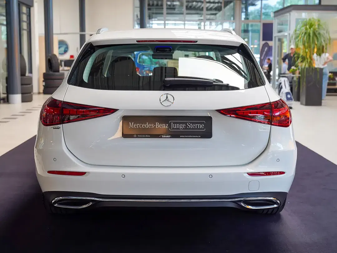 Mercedes-Benz C 220 - Thumbnail 4