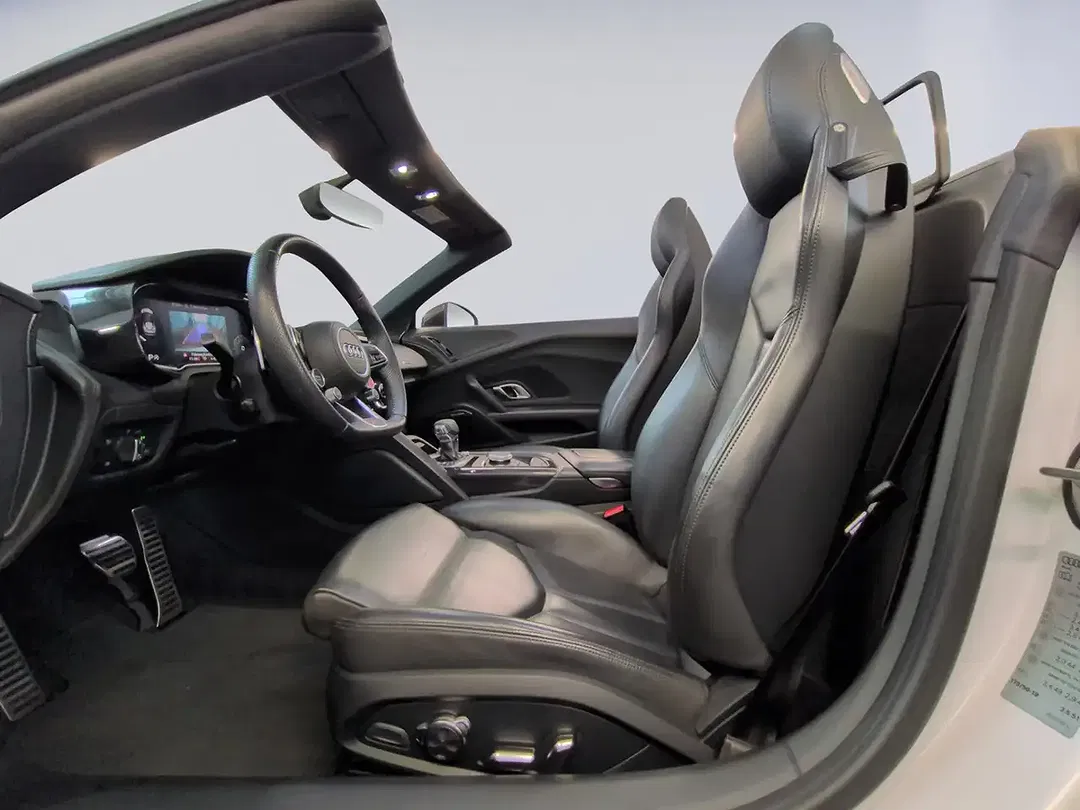 Audi R8 V10 quattro performance - Thumbnail 11