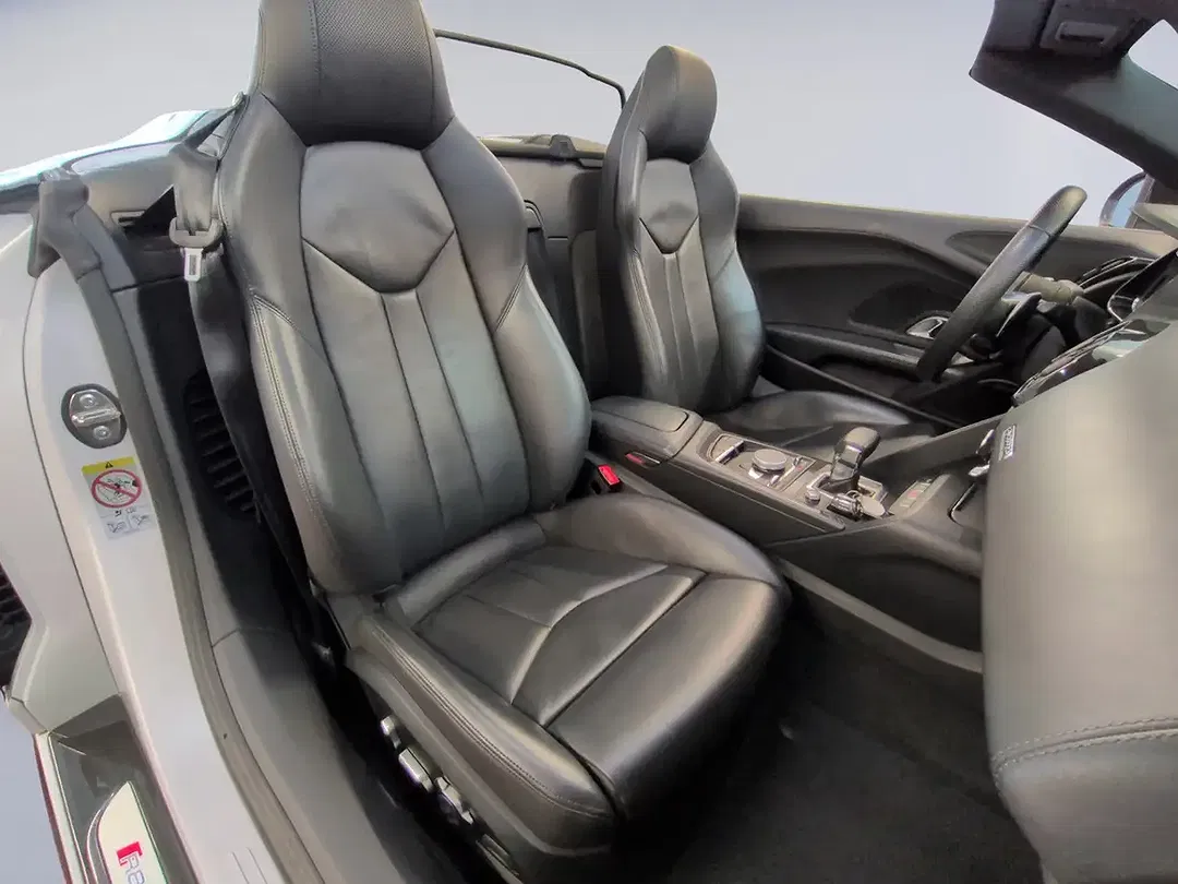 Audi R8 V10 quattro performance - Thumbnail 14