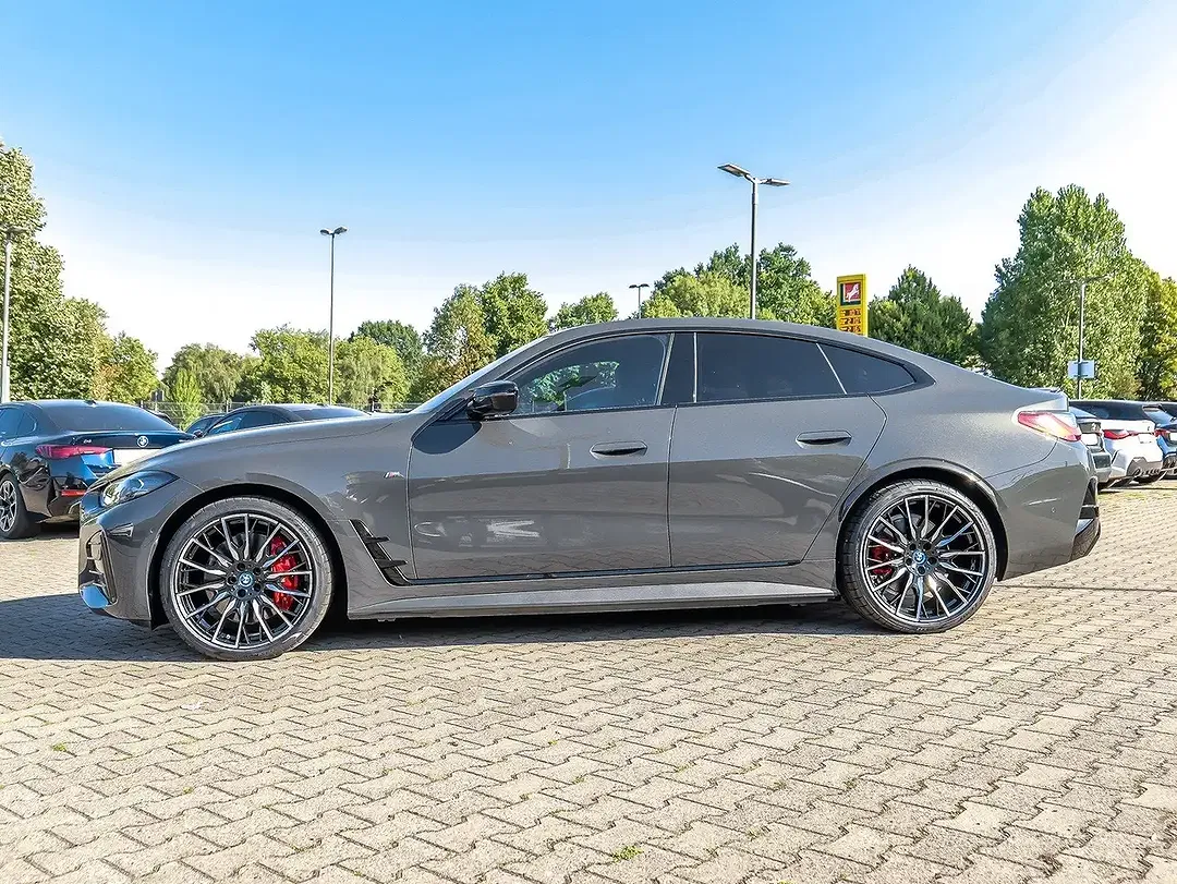 BMW i4 M50 Gran Coupe M Sport Pro - Thumbnail 10