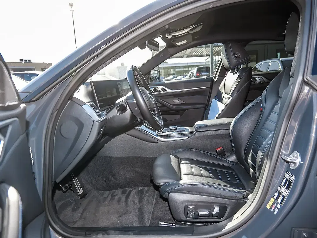 BMW i4 M50 Gran Coupe M Sport Pro - Thumbnail 5