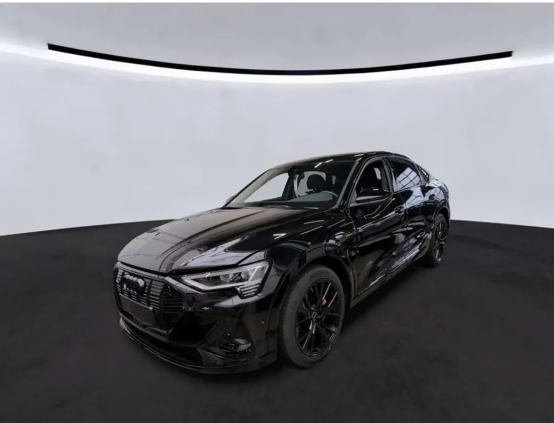 Audi Q8 e-tron 55 quattro Sportback S line - foto 2