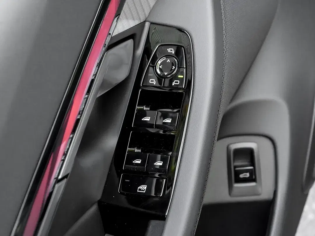 BMW 550 xDrive M Sport - Thumbnail 14