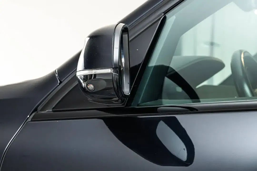 BMW X5 xDrive M - Thumbnail 11
