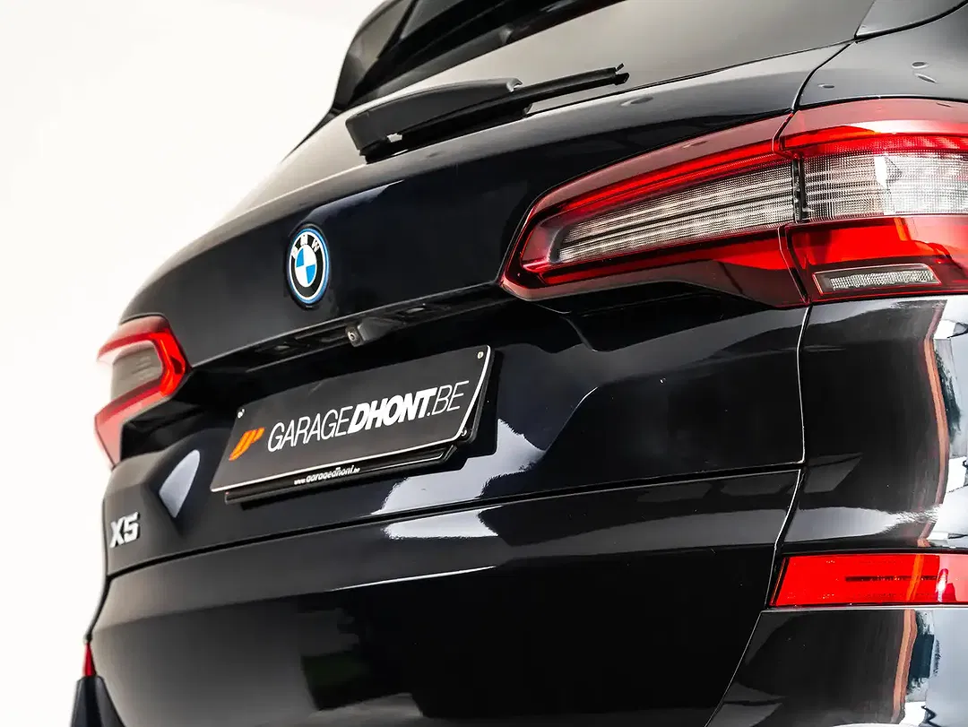 BMW X5 xDrive M - Thumbnail 13