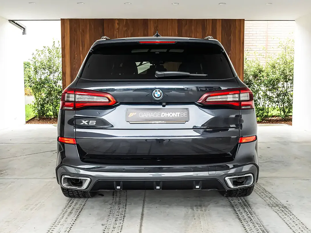BMW X5 xDrive M - Thumbnail 6