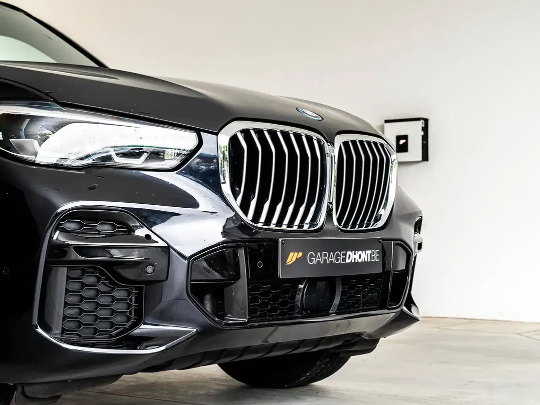 BMW X5 xDrive M - Thumbnail 9